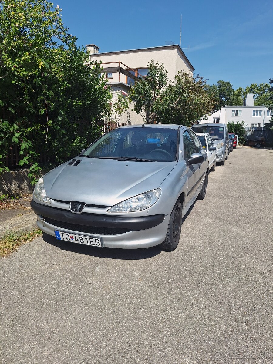 Peugeot 206 1.1 r.2004 - 4