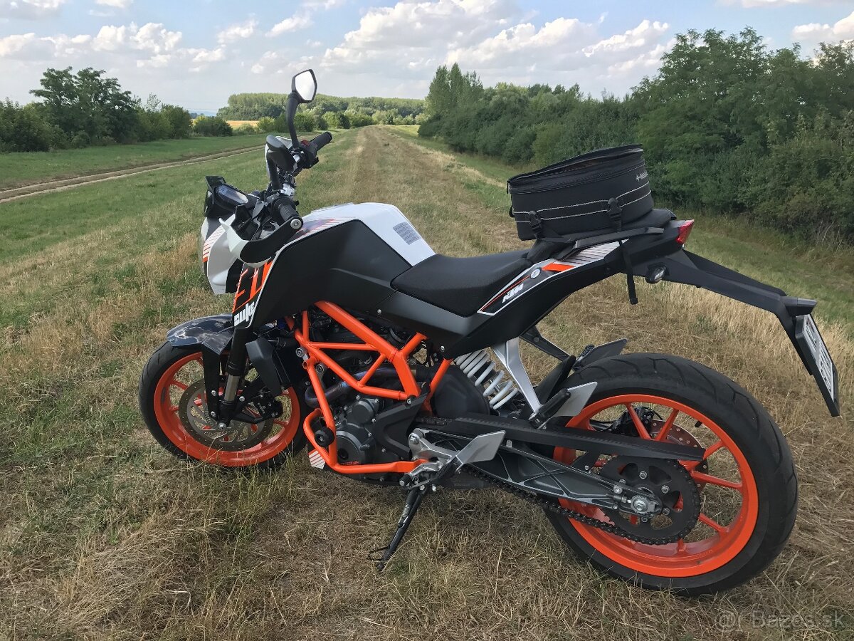 KTM DUKE 390 - 4