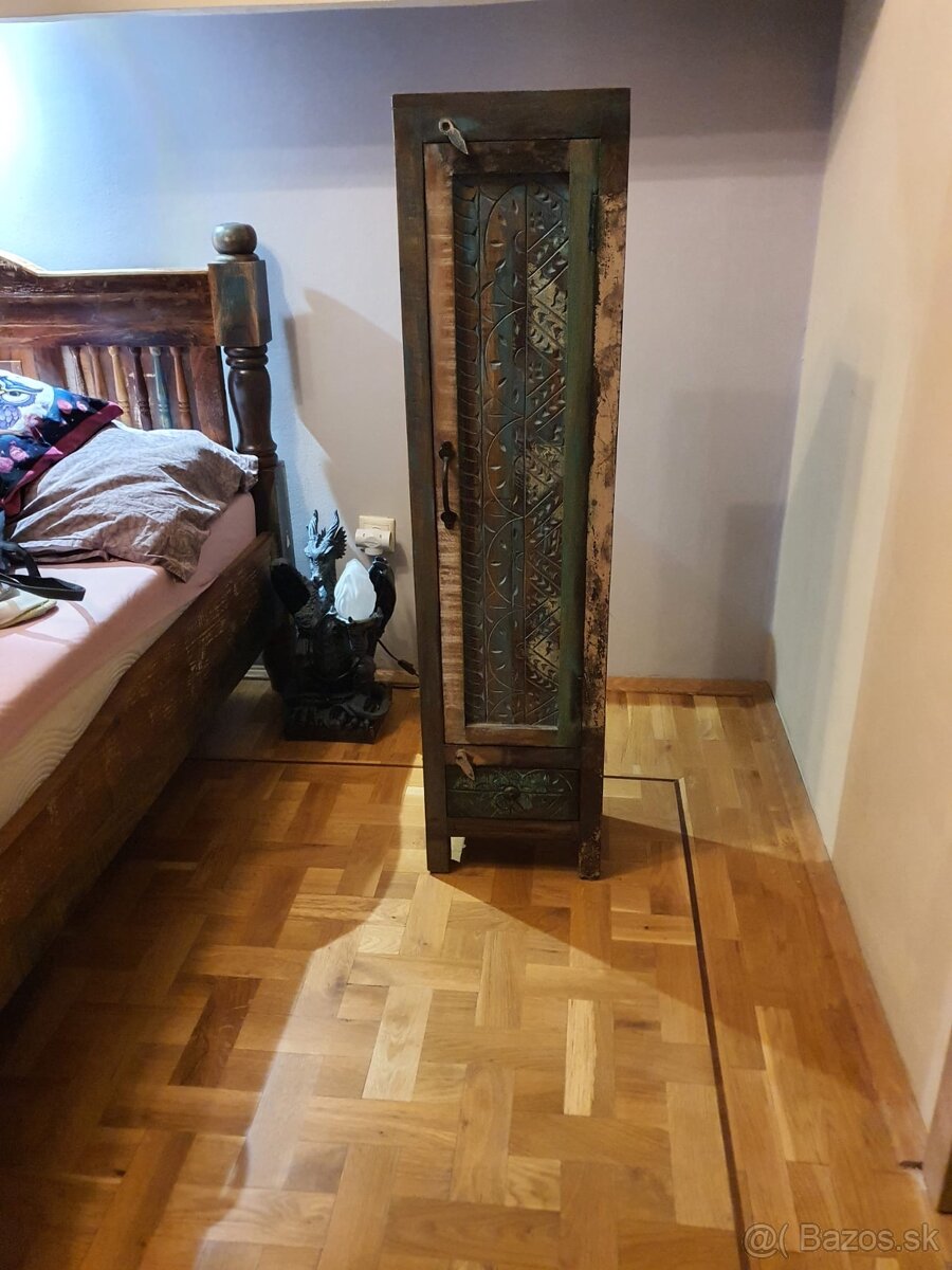 Dve krásne drevené kúpeľňové skrinky - 4