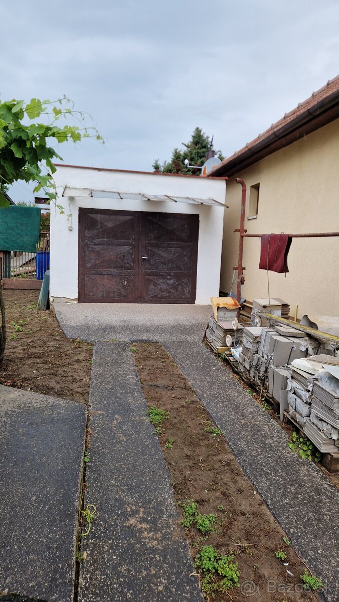 Rodinný dom v obci Jarok - 4