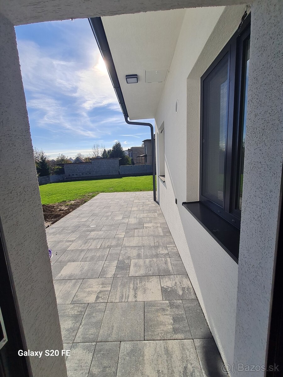 3.izb RD 730m pozemok - 4