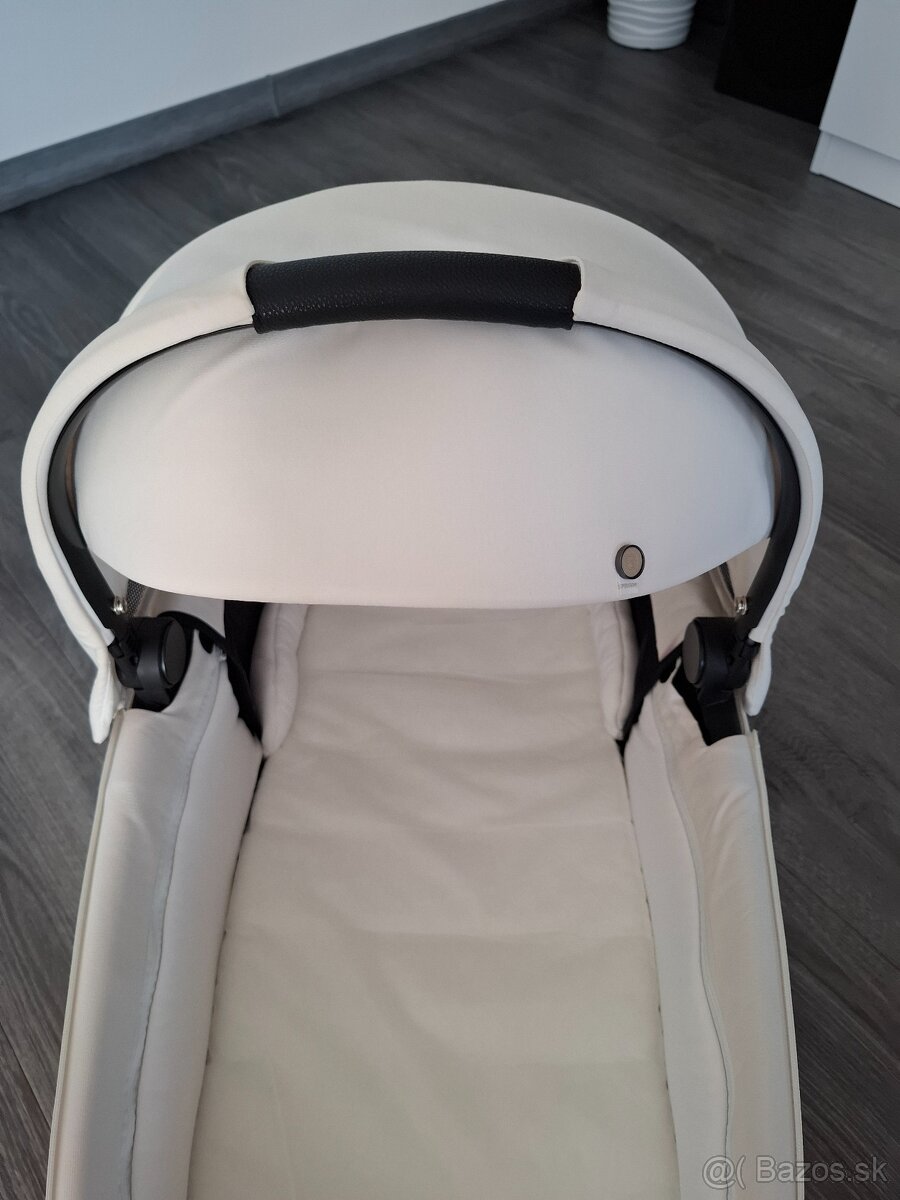 Cybex Priam 4.0 Matt Black Off White - 4