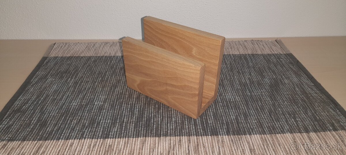 Drevený stojan na servítky, obrúsky - 4