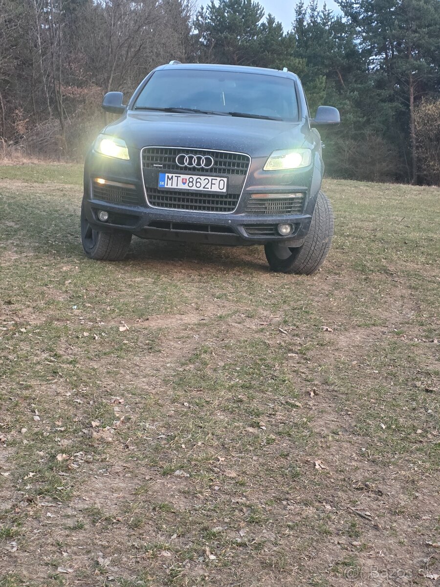 Audi Q7 - 4