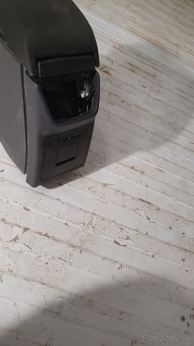 Laktova opierka Škoda Octavia III - 4