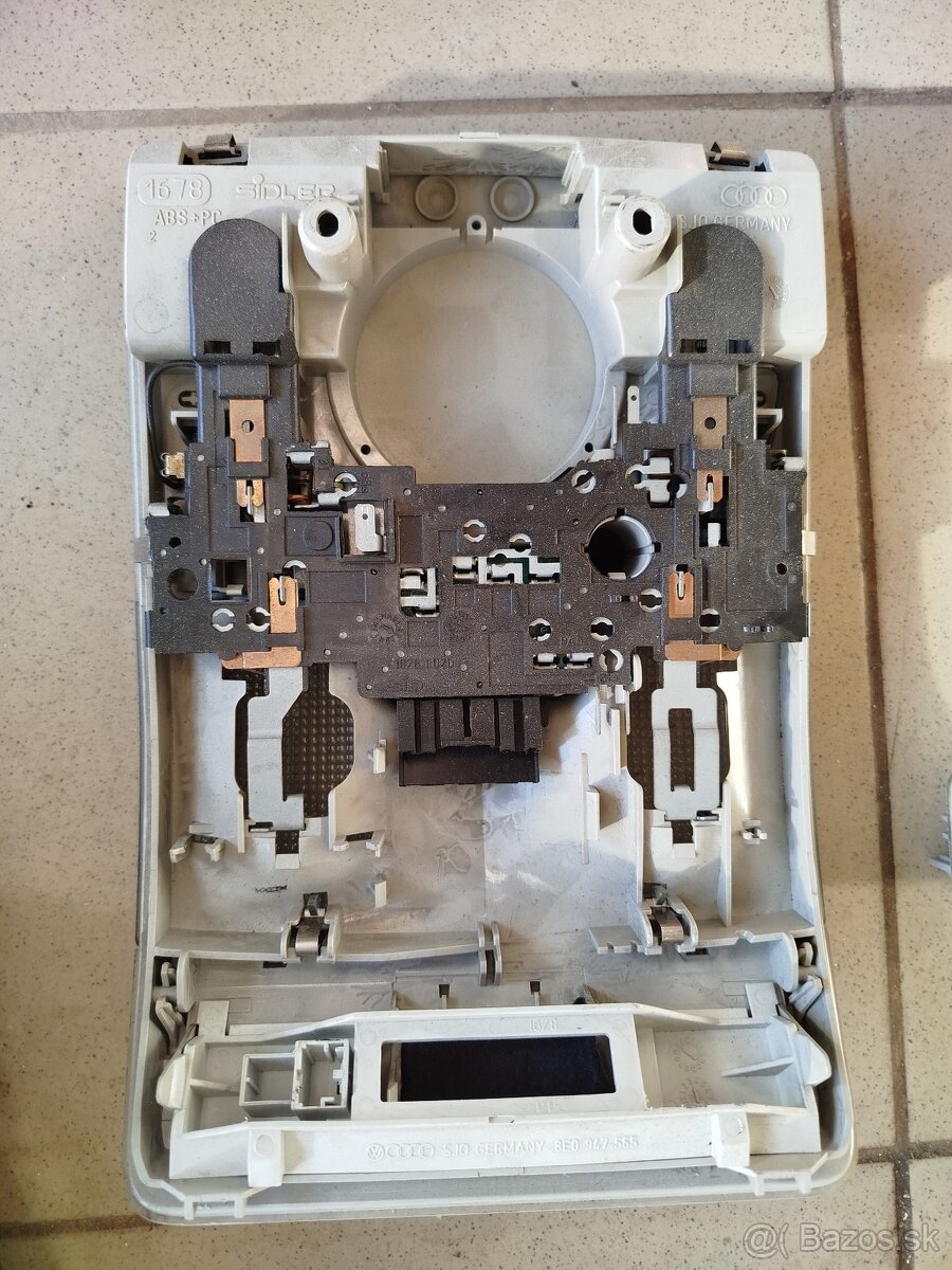 Predám interiérové svietidlá AUDI A4 - 4
