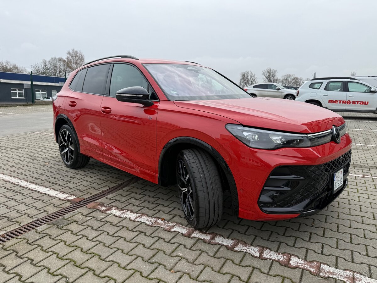 VW Tiguan R LINE 2.0 TSI 195kw 4MOTION DSG 4/2025 - 4