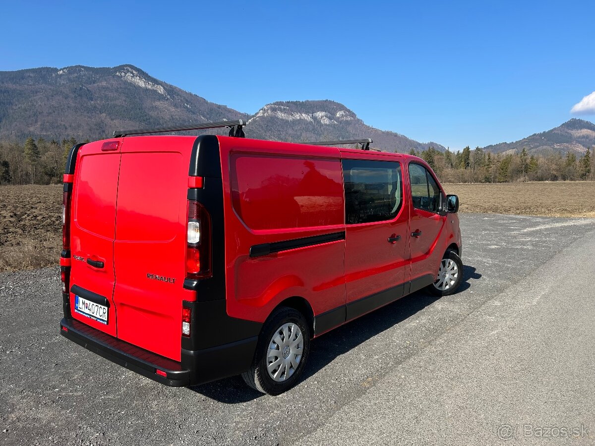 Renault Trafic long 6 miestne 2015 - 4