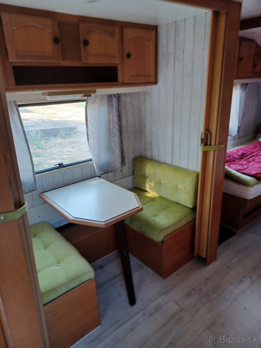 Karavan - 4
