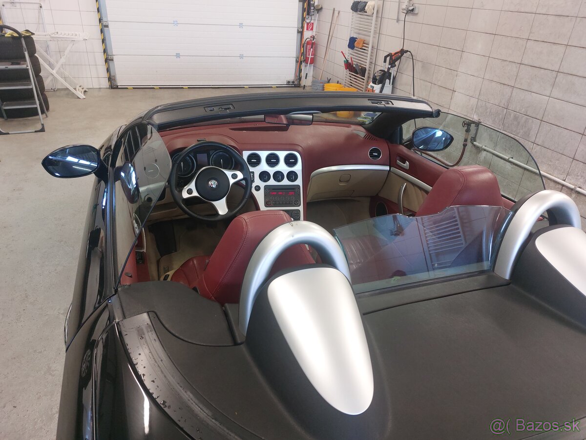 Alfa Romeo spyder cabrio2.4JTDm147kw - 4