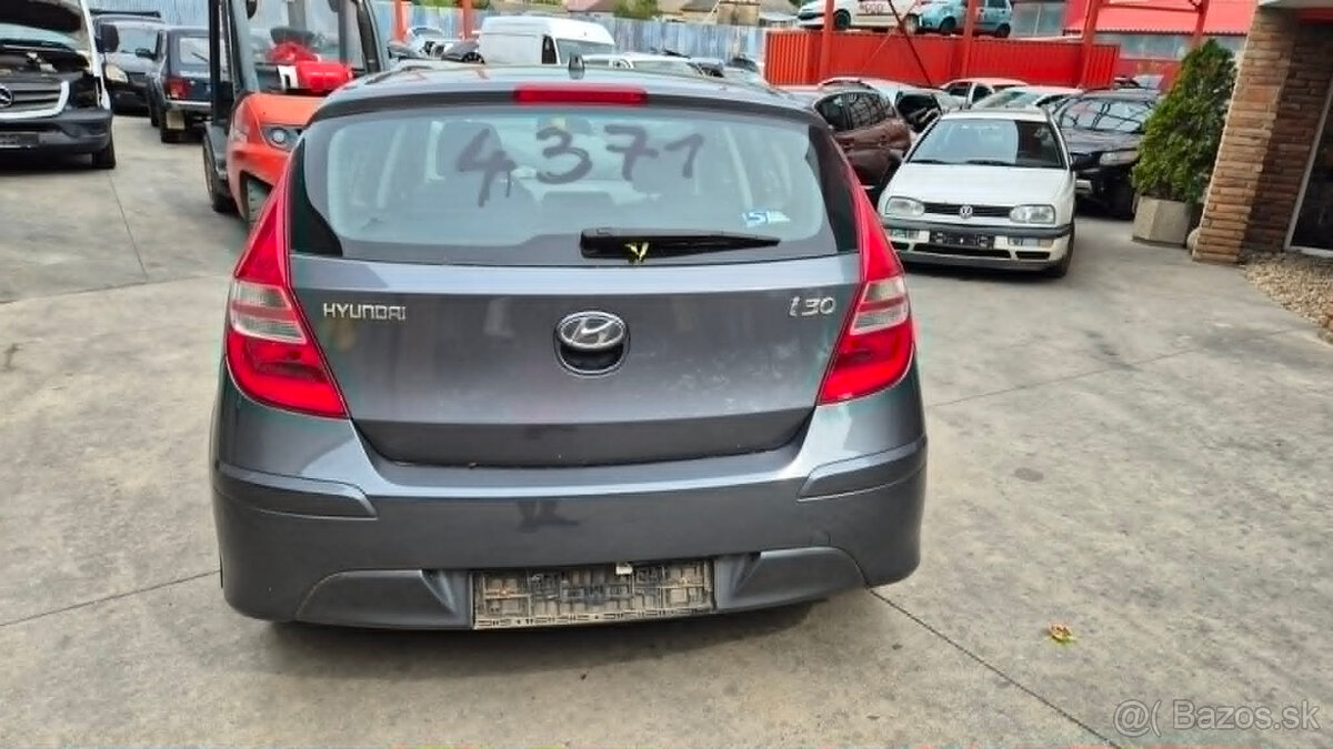 Hyundai I30 1,4i 80,20kw, kód: G4FA - 4