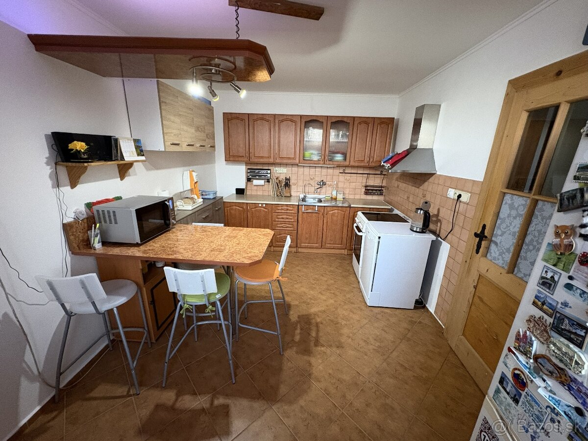 🏡 Rodinný dom v Podlaviciach – bývanie aj podnikanie - 4