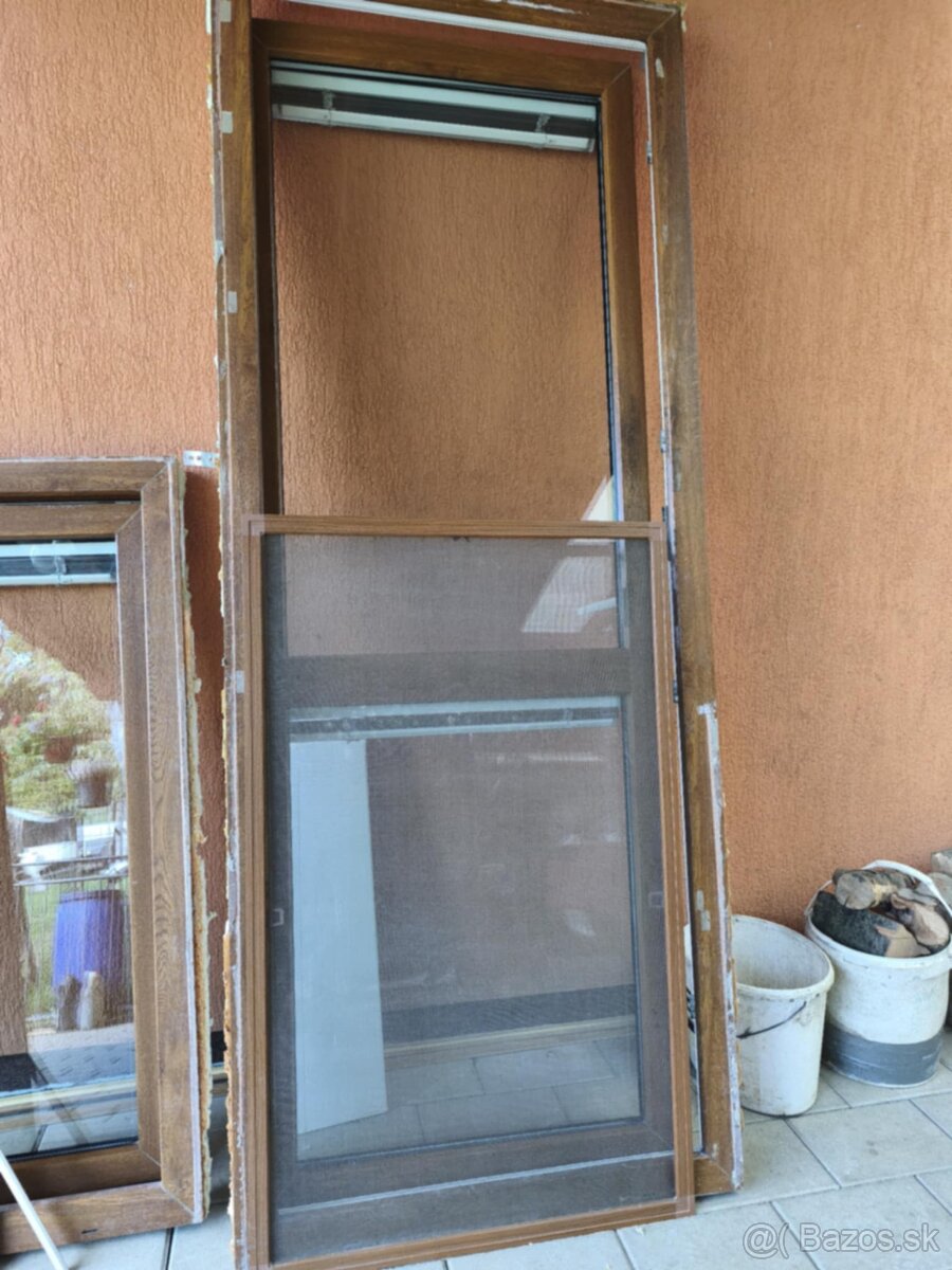 Balkonove dvere aj okná plus žaluzie - 4