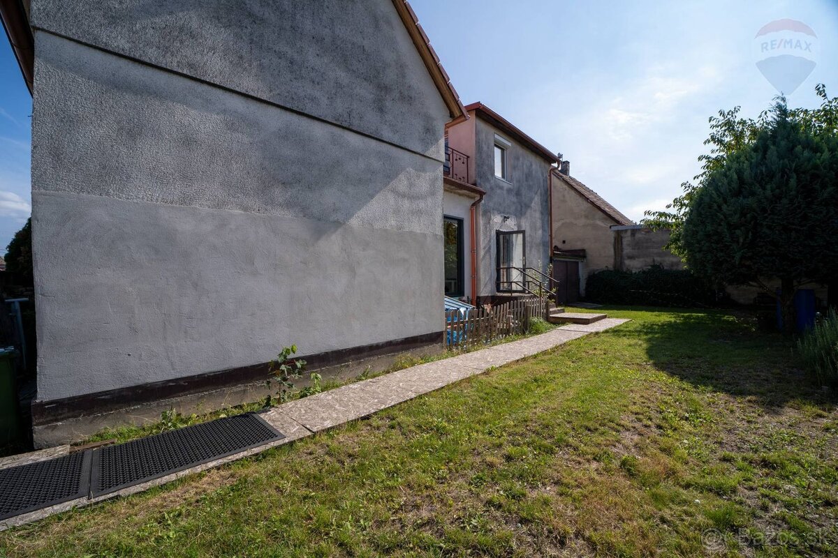 Zrekonštruovaný 5 izbový Rodinný dom s garážou a záhradou - 4