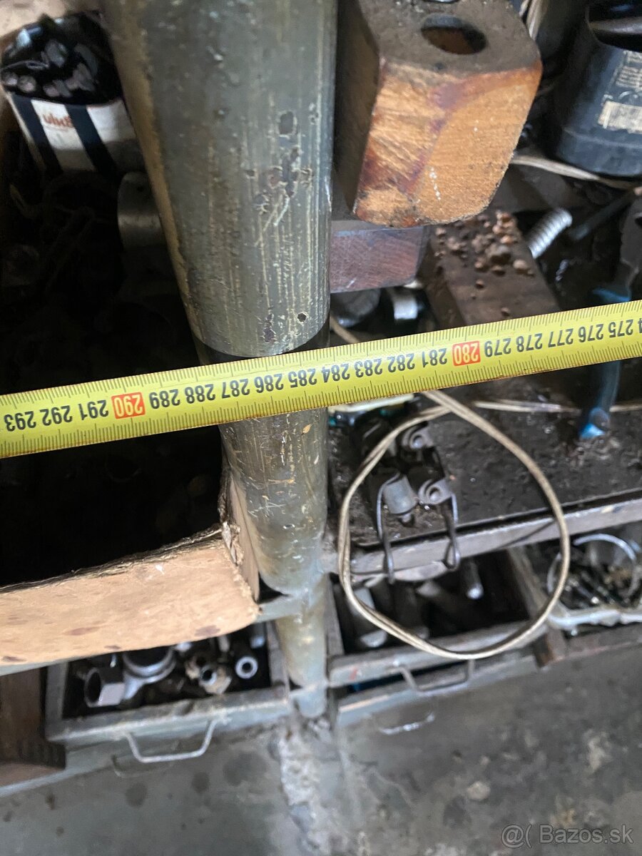 Regál na odkladanie veci, pracovný stôl, ponk - 4