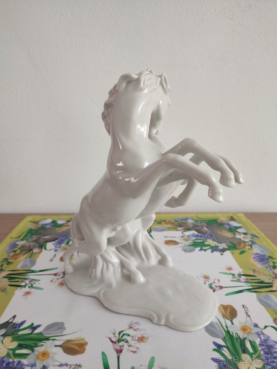 Schaubach kone porcelánová soška - 4