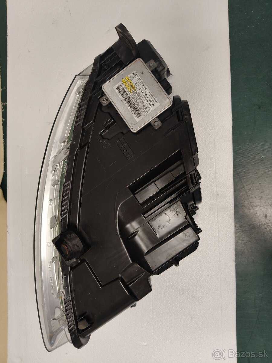 Ľavý Bixenon Audi A6 4f AFS 4F0 941 029 - 4