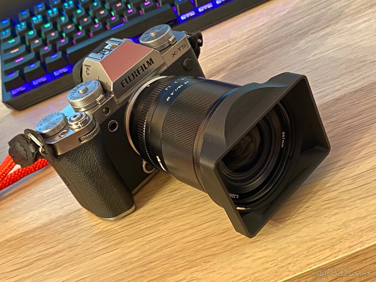 Ponúkam clony na Viltrox - 4