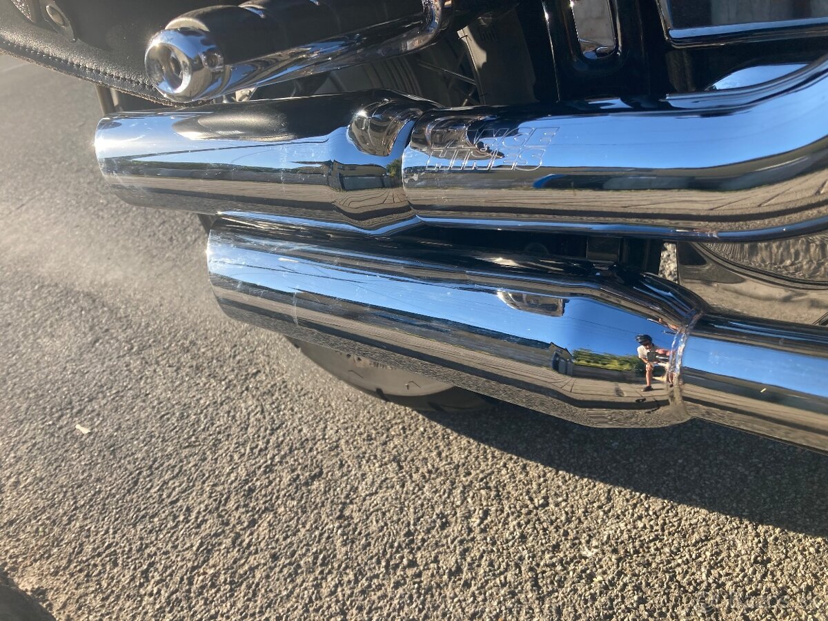 Yamaha Dragstar 650 - 4