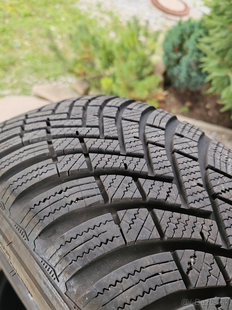 215/55 R17 Hankook Winter icept RS3 - 4