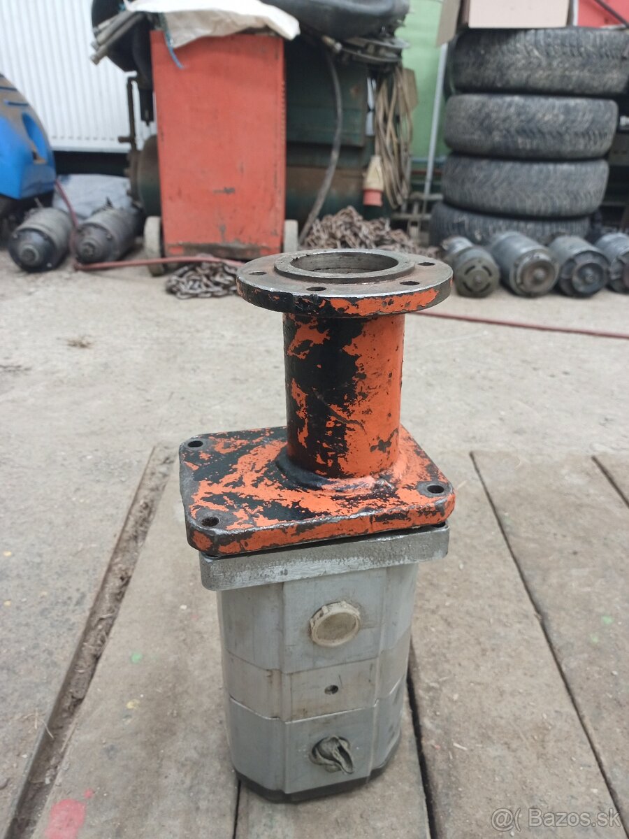 Príruba hydraulického čerpadla - 4