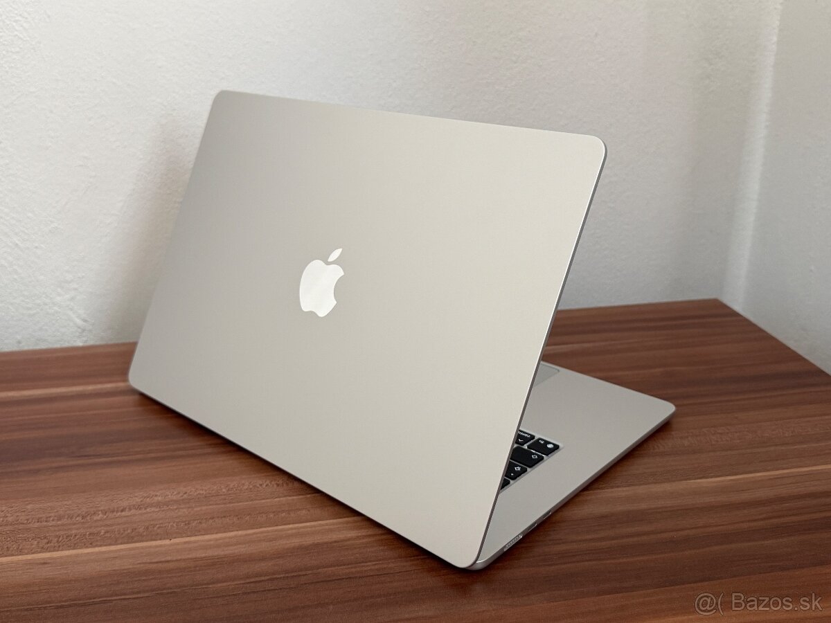  Apple MacBook Air 15" M4 - Silver - 4