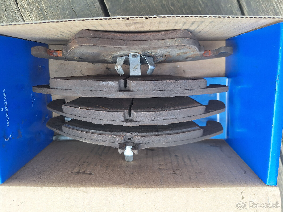 Brzdové kotúče a platničky/dosky - Mercedes E/ w212, C/ w204 - 4