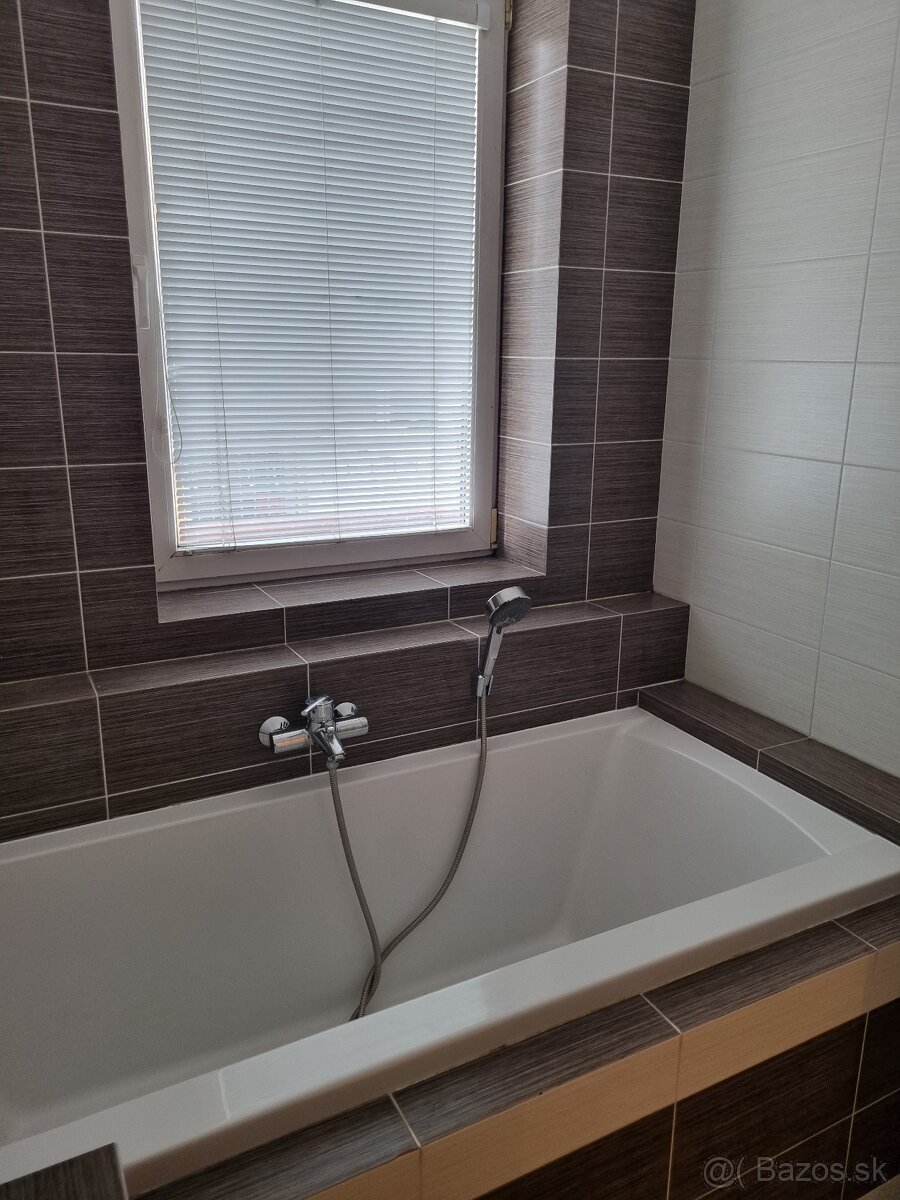 Prenajmem 3 byt Belveder Banská Bystrica - 4