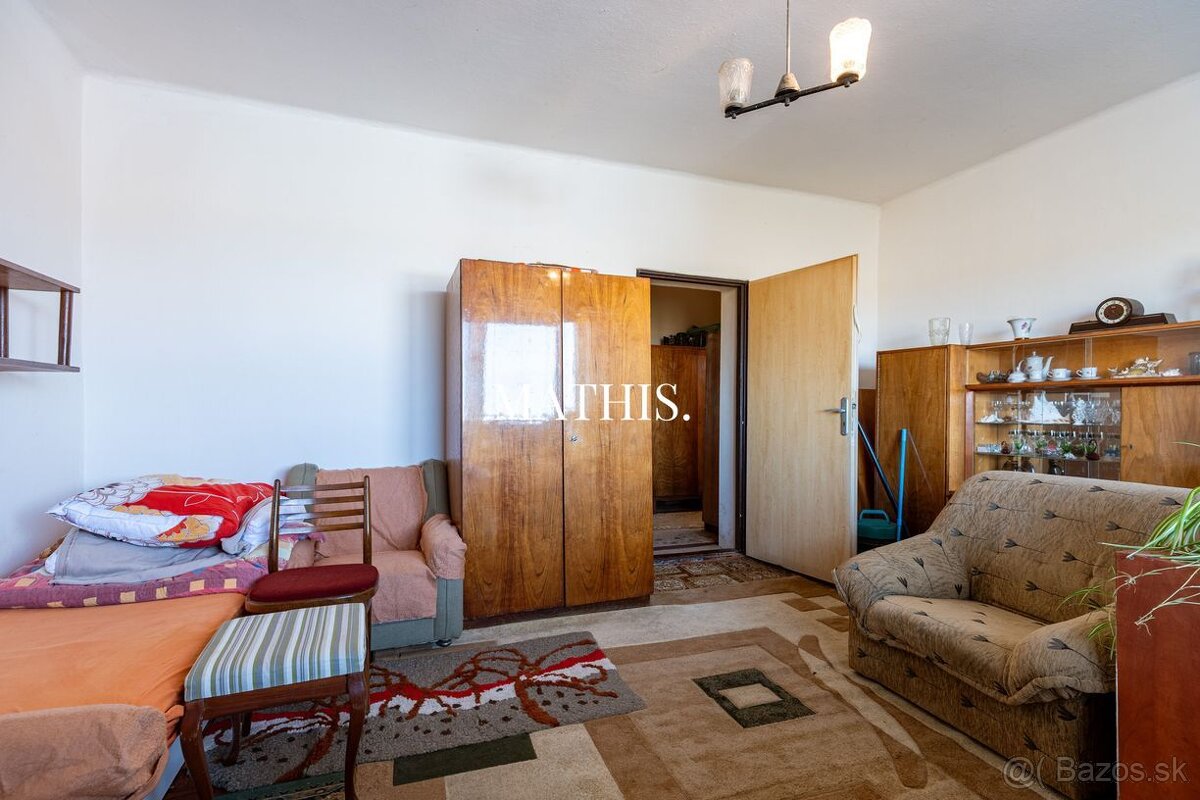 Na predaj starší rodinný dom vo Veľkej Ide - 4