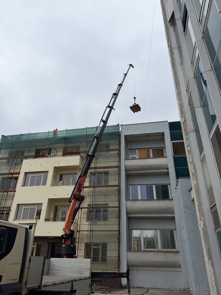 Autodoprava s hydraulickou rukou🏗️ - 4