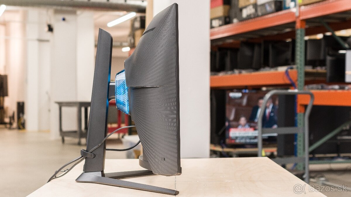 Samsung Odyssey G65B - 240Hz- komplet balenie - 4
