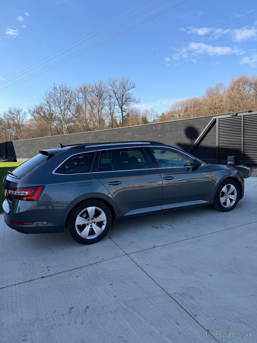 Škoda Superb Combi 2.0 TDI - 4