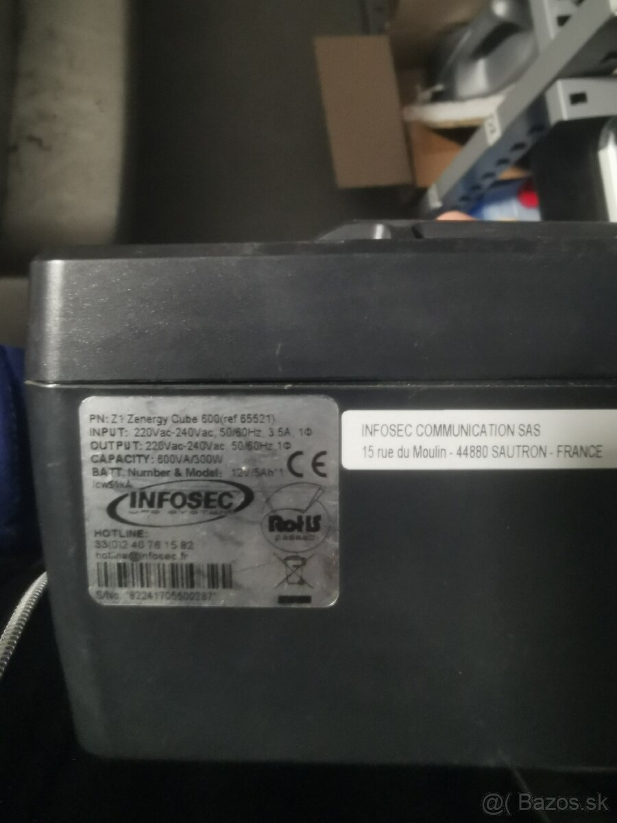 Kompaktný záložný zdroj UPS - 4