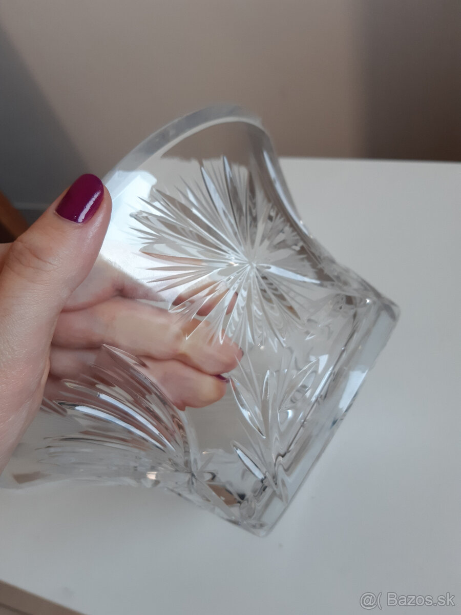 Pribrusované misy a popolník - 4