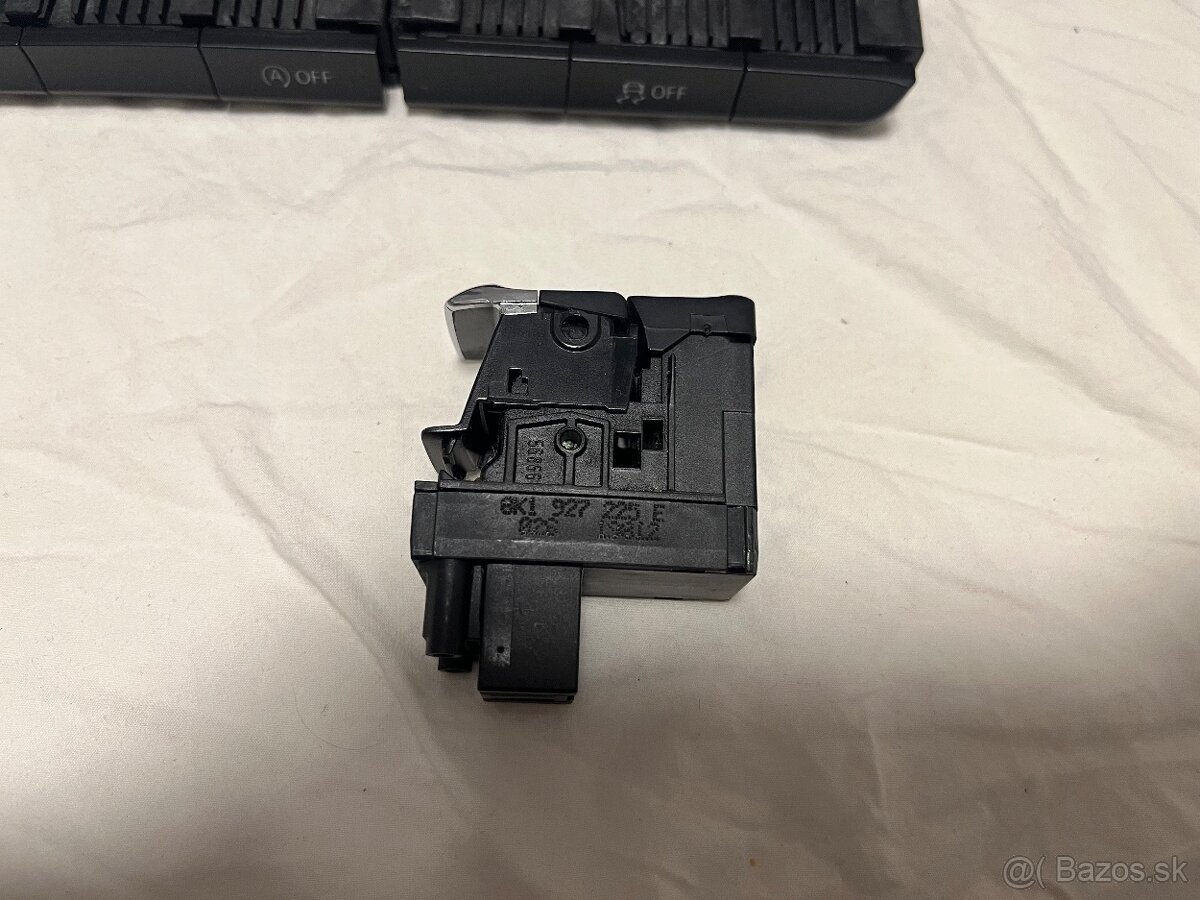 Audi A4B8,5 tlačítka - 4