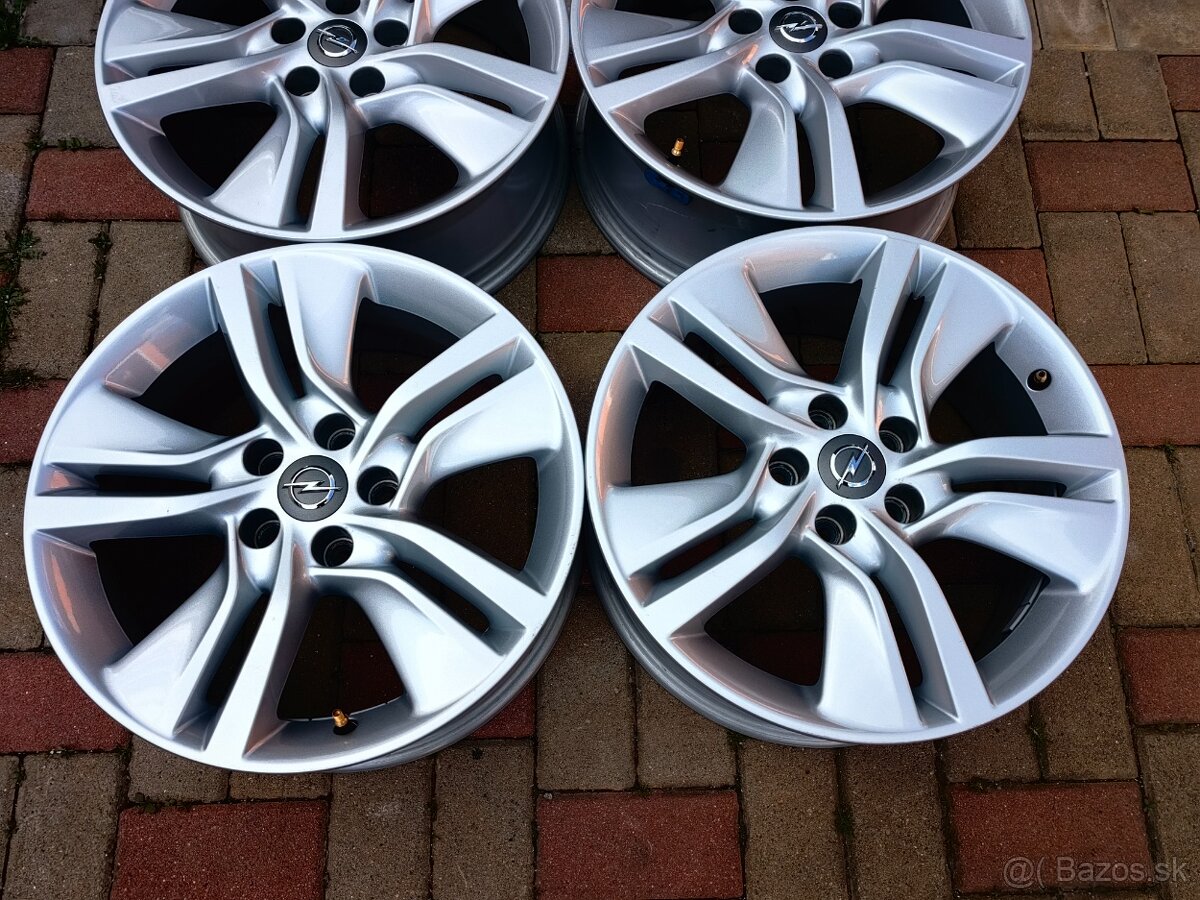 Opel 5x110 r17 - 4