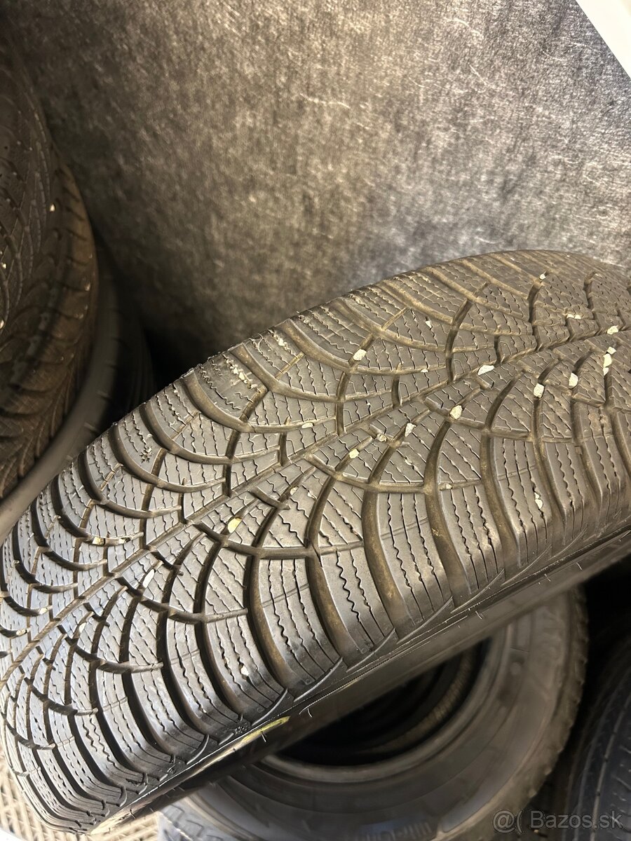 Zimne pneumatiky 195/65 R15 GoodYear - 4