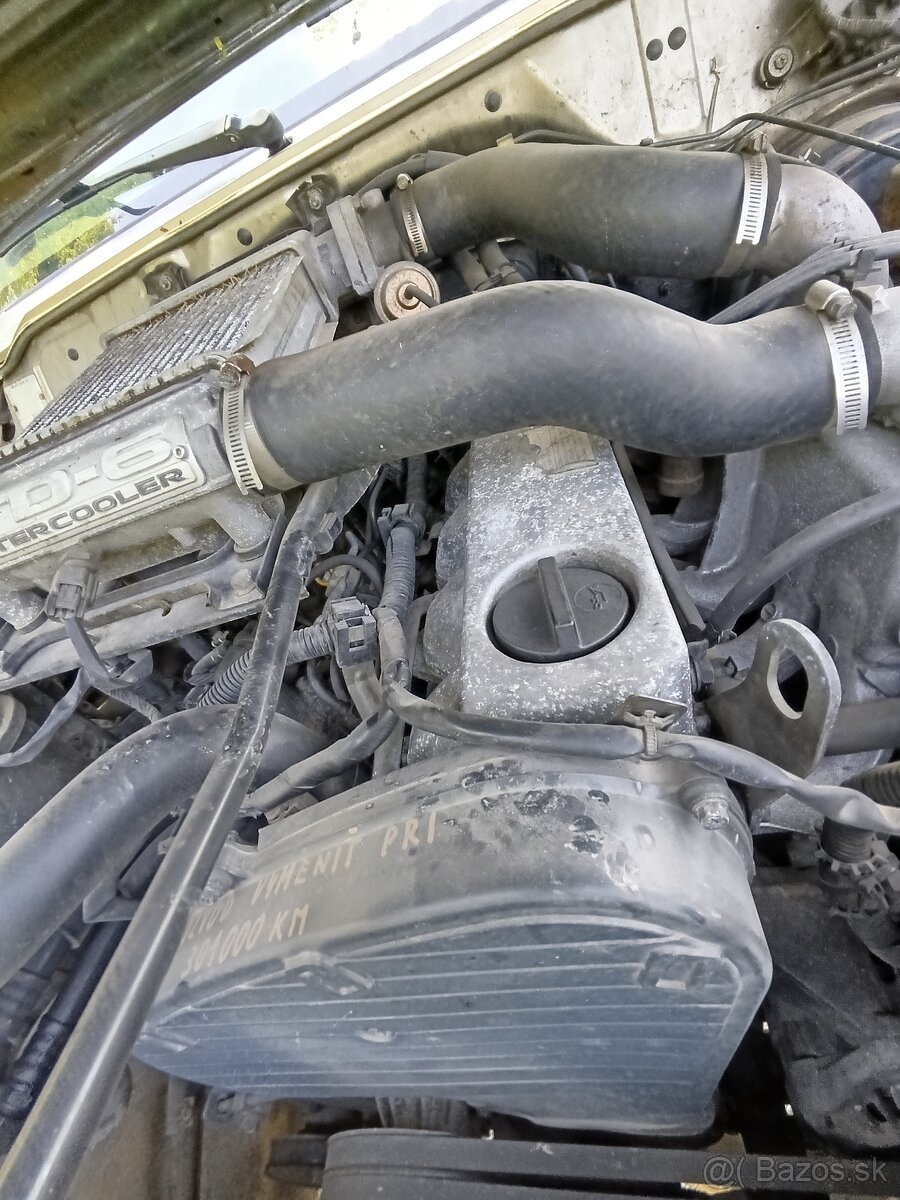 Predám Nissan patrol y61