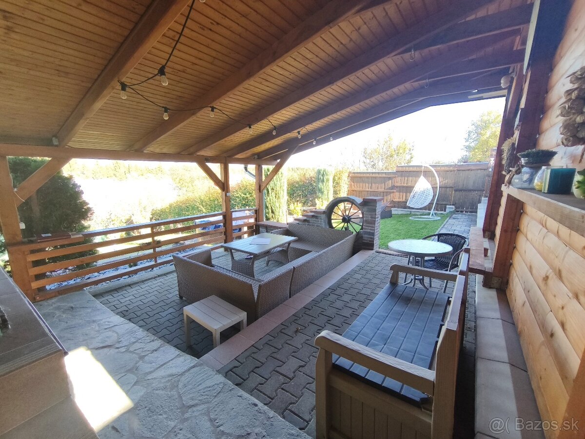 Záhradná chatka v záhradkárskej oblasti - 4