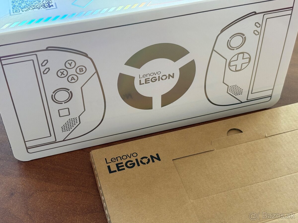 Lenovo Legion GO S 8ARP1 16GB/512GB White + Záruka - 4