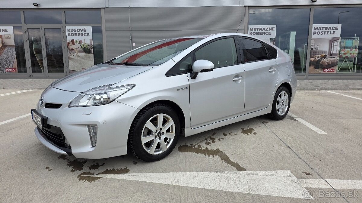 Toyota PRIUS 3 Hybrid Executive 11/2012 - 4