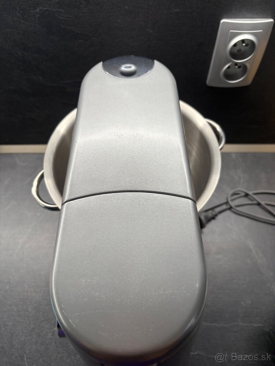 Kuchynský robot Kenwood Chef Elite - 4