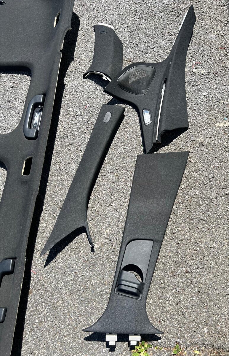 Mercedes C W205 AMG kombi černý interiér stropnice - 4