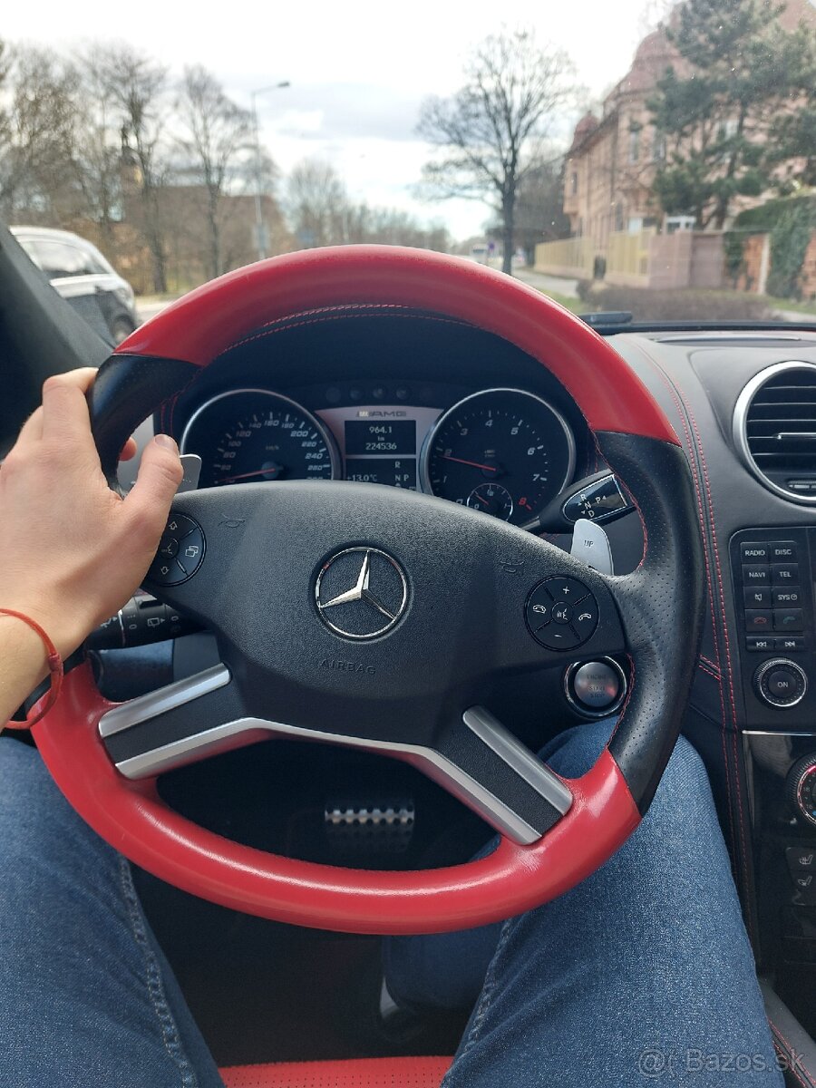 Mercedes Benz ML 63 AMG - 4