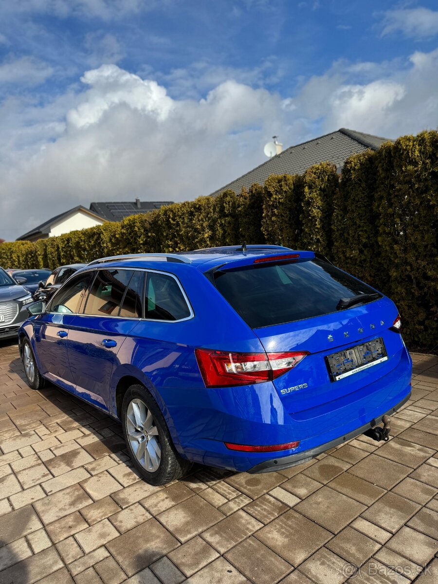 Škoda Superb combi 2.0TDI DSG Style - 4