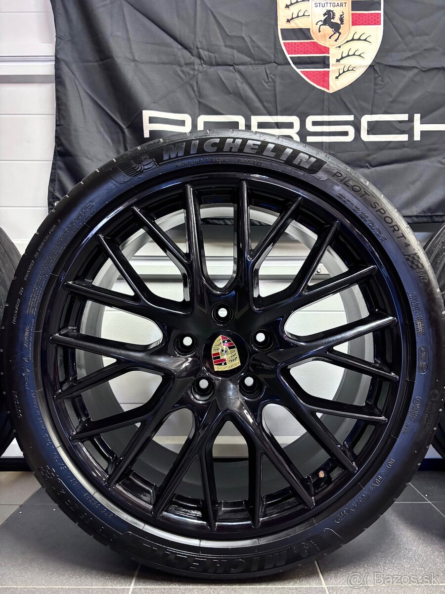 Porsche Panamera 971 R21 Letne - 4
