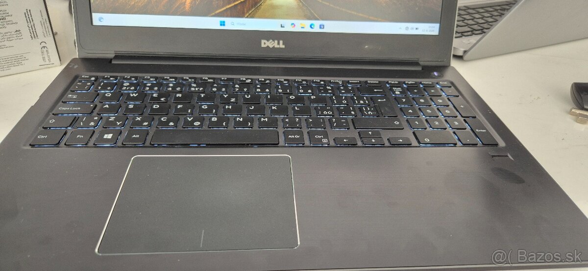 DELL Vostro P62F - 4