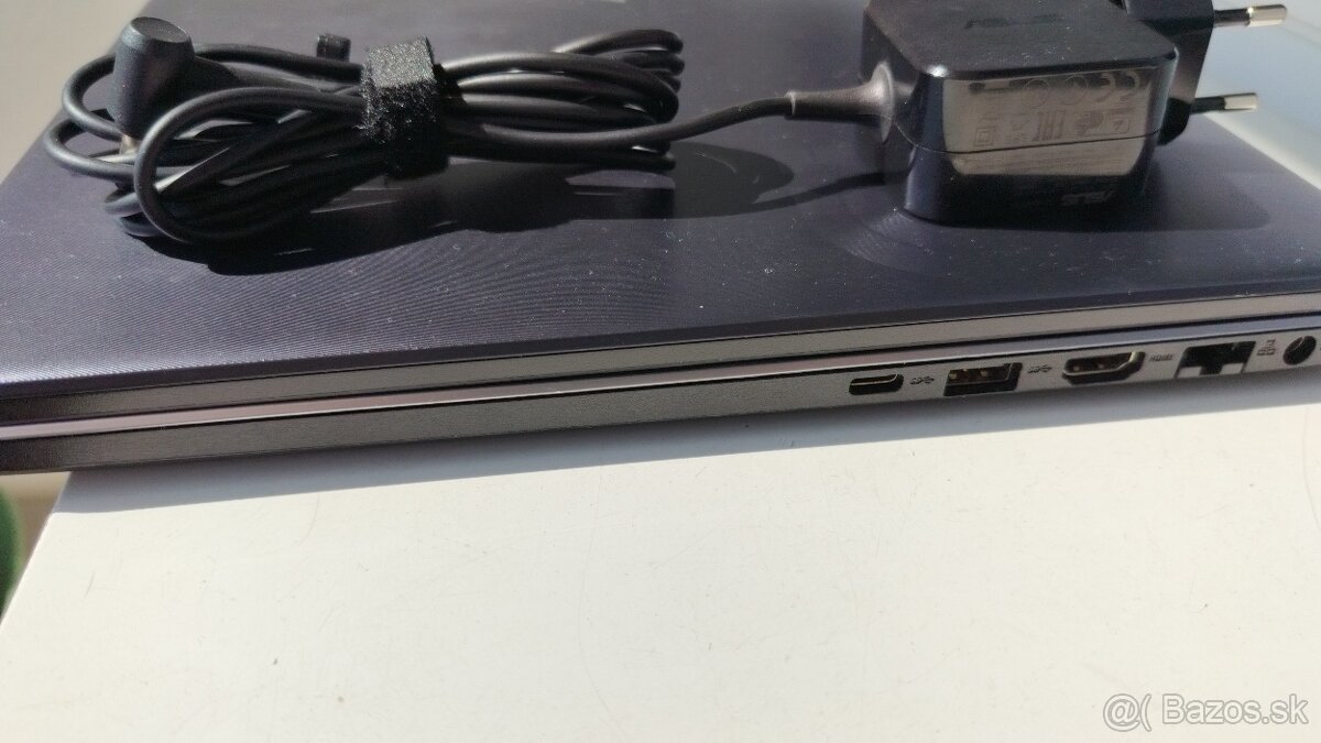 Notebook ASUS VIVOBOOK R702MA-BX005T vo výbornom stave. - 4