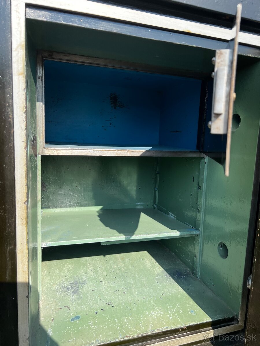 Starožitný trezor - 4