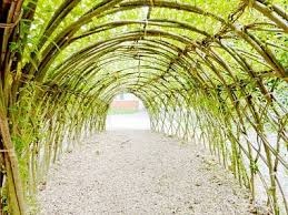 L na roxore = skryte kovanie pod konstrukciu do zeme, pozink - 4